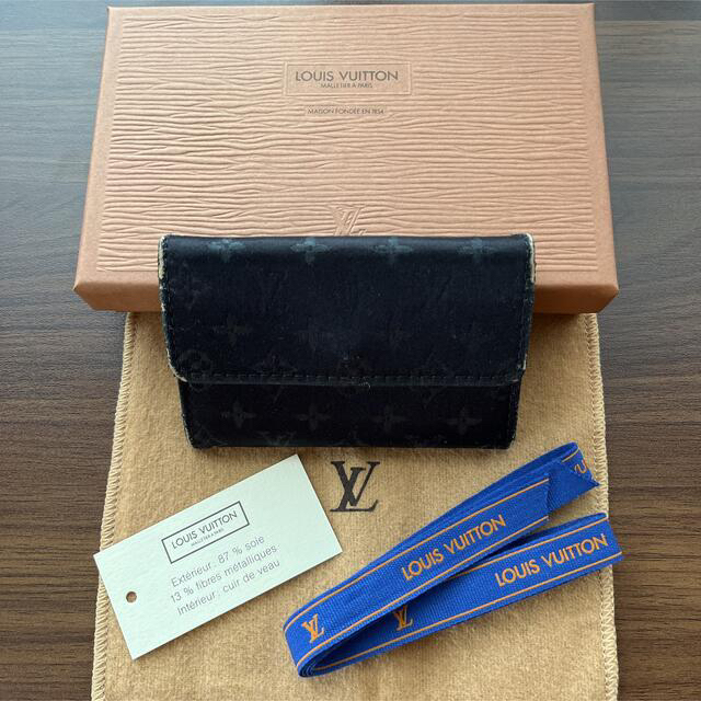 【希少品】Louis Vuitton モノグラムサテン コインケース