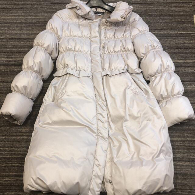 BeBe(ベベ)の新品　べべ　ロングダウンコート150 キッズ/ベビー/マタニティのキッズ服女の子用(90cm~)(コート)の商品写真