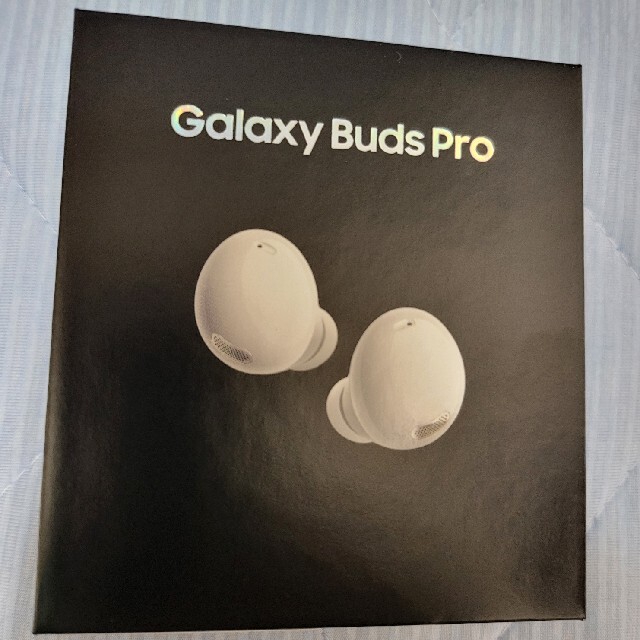 Galaxy(ギャラクシー)の【新品未開封】【送料込み】GALAXY buds pro スマホ/家電/カメラのオーディオ機器(ヘッドフォン/イヤフォン)の商品写真