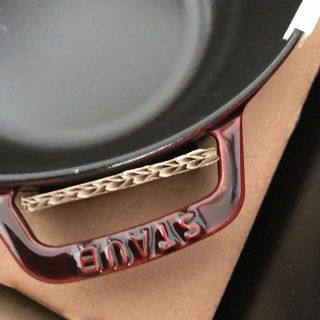 STAUB - ストウブ グレナディンレッド リリー ワナベXLの通販 by