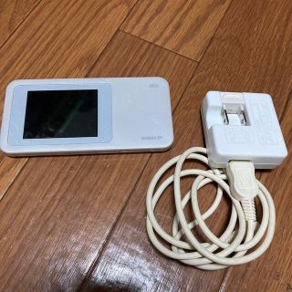 エーユー(au)のau ポケットWiFi WiMAX2+ W01 ワイファイ(PC周辺機器)