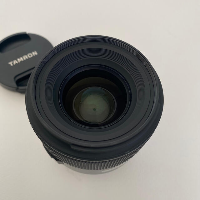 TAMRON(タムロン)のSP 35mm F/1.8 Di VC USD (モデルF012) Nikon用 スマホ/家電/カメラのカメラ(レンズ(単焦点))の商品写真