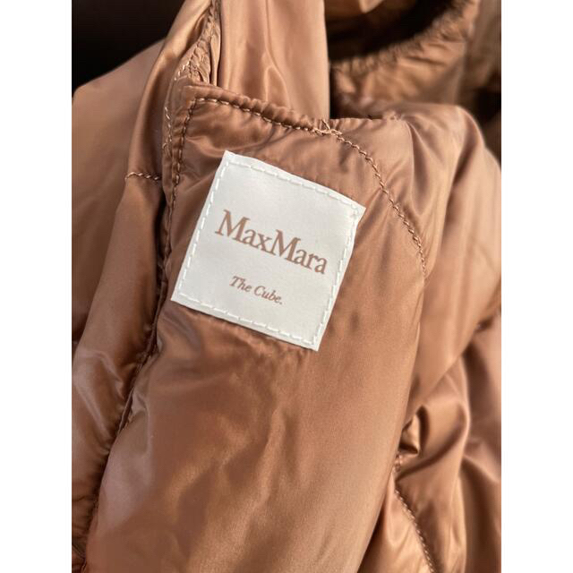 Max Mara(マックスマーラ)のたま様専用 レディースのジャケット/アウター(ダウンベスト)の商品写真