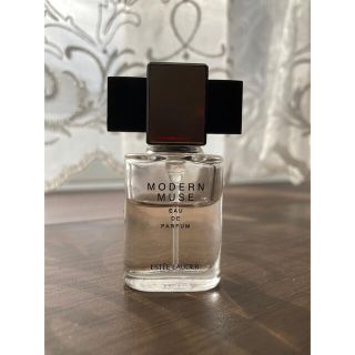 エスティローダー(Estee Lauder)のエスティローダー　モダンミューズオーデパフュームスプレィ(香水(女性用))