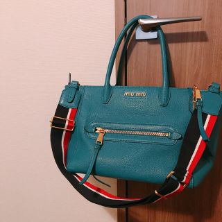 ミュウミュウ(miumiu)の超美品！ミュウミュウ2wayショルダーバッグ(トートバッグ)