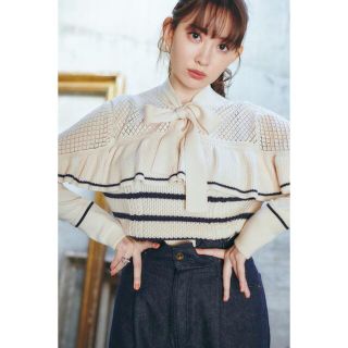 スナイデル(SNIDEL)のHerlipto Romantic Pussy-bow Striped Top(ニット/セーター)