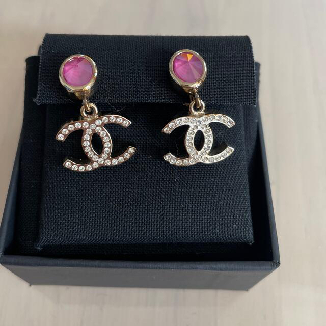 CHANEL(シャネル)の専用出品　シャネル　イヤリング レディースのアクセサリー(イヤリング)の商品写真