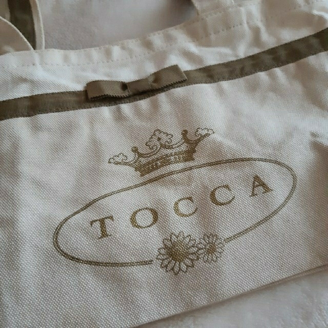 TOCCA  トッカ　リボン　トートバッグ  アイボリー色