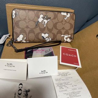 コーチ(COACH)のコーチ　スヌ-ピ-長財布。(長財布)