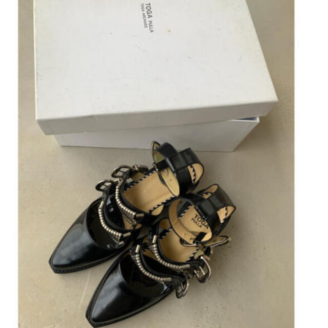 TOGA(トーガ)のtogapulla  ポインテッドトゥパンプス レディースの靴/シューズ(ローファー/革靴)の商品写真