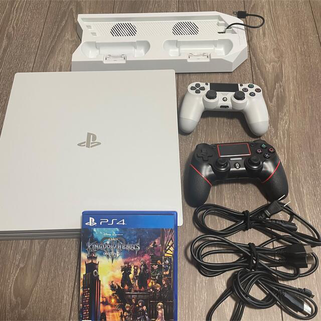 PS4 pro 1TB(CUH-7200B)家庭用ゲーム機本体