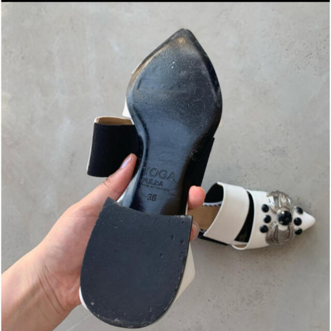 TOGA(トーガ)の【TOGA PULLA】メタルフラットシューズ/Metal flat shoes レディースの靴/シューズ(ローファー/革靴)の商品写真