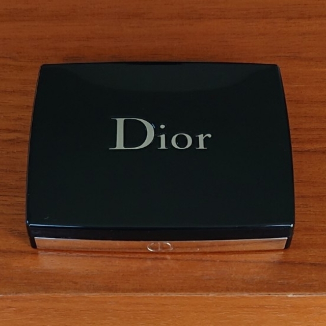 Dior(ディオール)のDior ディオール サンククルールクチュール 089 ブラックナイト コスメ/美容のベースメイク/化粧品(アイシャドウ)の商品写真