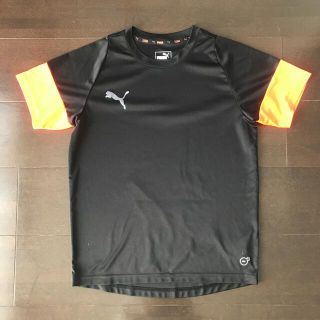 プーマ(PUMA)のPUMA プーマ Tシャツ☆ブラック×オレンジ☆ジュニア160サイズ(ウェア)