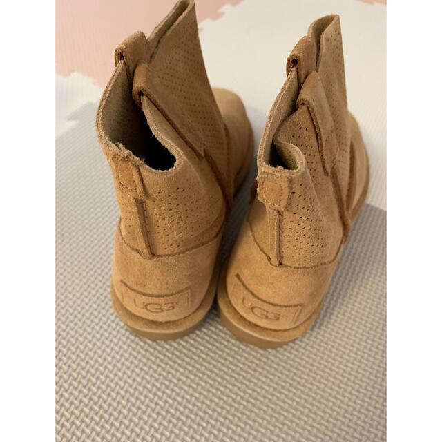 UGG 新品　ブーツ　サイズ　23