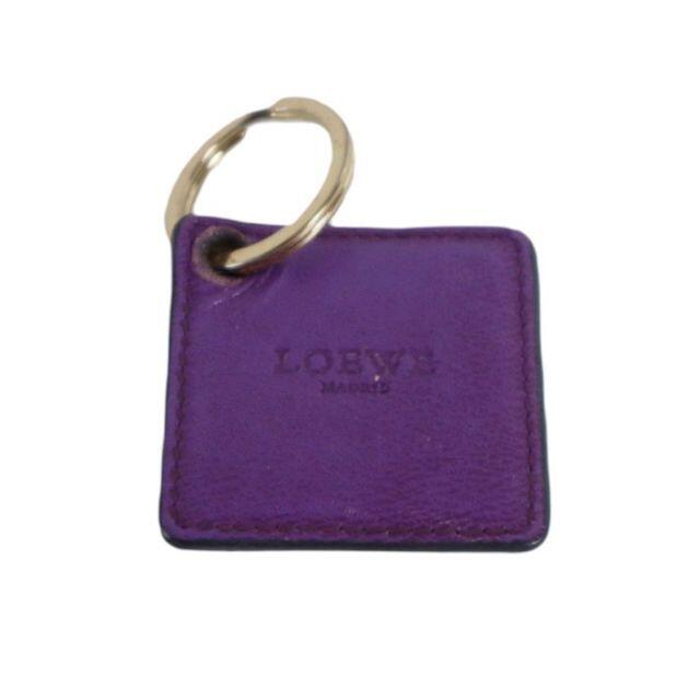 LOEWE(ロエベ)のLOEWE ロエベ チャーム キーホルダー キーリング　レザー　ロゴ レディースのアクセサリー(チャーム)の商品写真