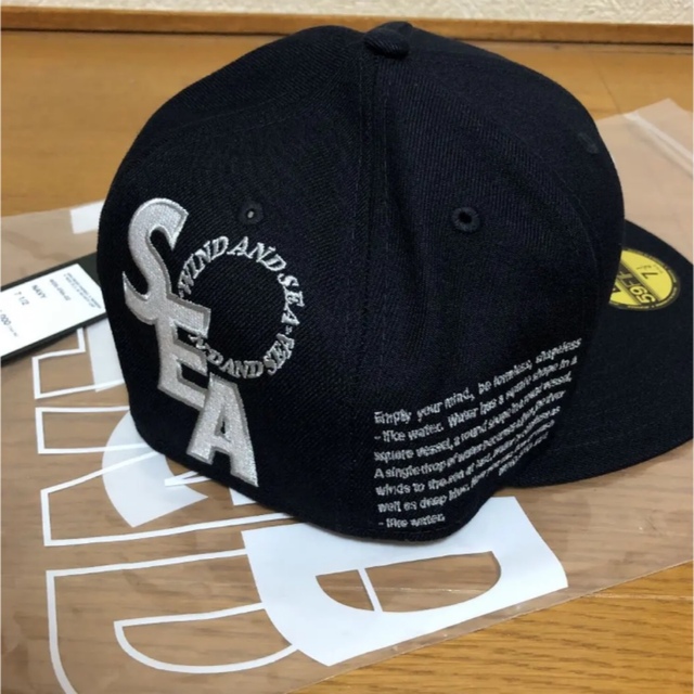 SEA(シー)のwindandsea NEWERA キャップ　7 1/2 メンズの帽子(キャップ)の商品写真