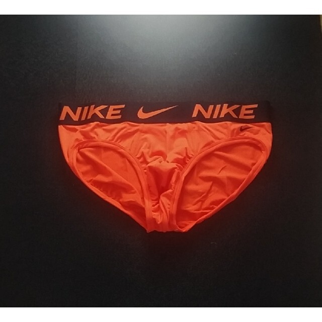 NIKE(ナイキ)の3色セット   NIKE　メンズ　ブリーフ　L(日本人サイズXL） メンズのアンダーウェア(その他)の商品写真