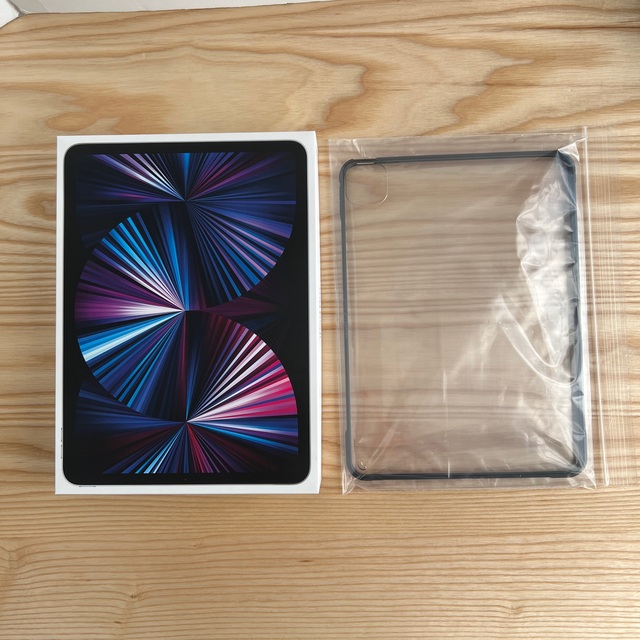 iPad Pro 11インチ 第3世代 Wi-Fi 128GB 2021 M1 スマホ/家電/カメラのPC/タブレット(タブレット)の商品写真
