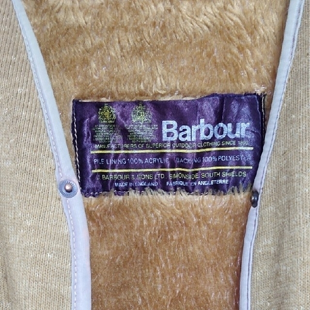 Barbour(バーブァー)のBarbour　バブアー　ライナー　２クレスト　イギリス製 レディースのトップス(ベスト/ジレ)の商品写真