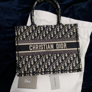 Dior - DIOR BOOK TOTE ディオール オブリーク” スモールバッグ