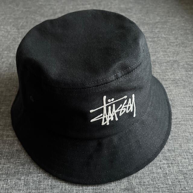 STUSSY(ステューシー)のSTUSSY バケットハット 黒 メンズの帽子(ハット)の商品写真