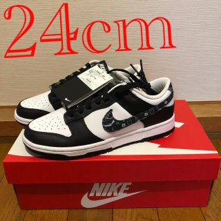 ナイキ(NIKE)のNike WMNS Dunk Low Paisley Pack Black(スニーカー)