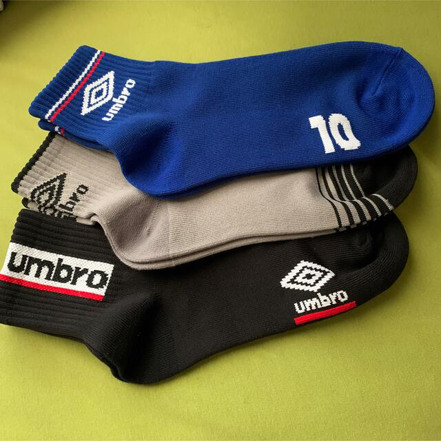 UMBRO(アンブロ)の【ご予約品】アンブロ ＆アディダス　6足組 キッズ/ベビー/マタニティのこども用ファッション小物(靴下/タイツ)の商品写真