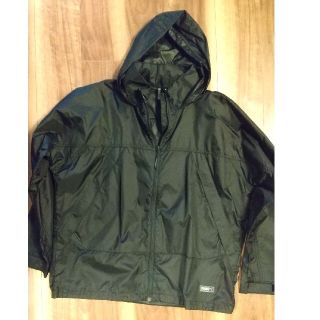 グリーン・ホワイト系 完成品♪ PUMAナイロンパーカー | alamiah.edu.sa