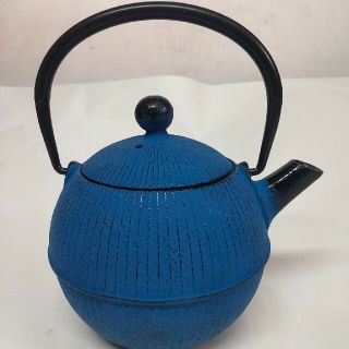 南部鉄器、急須、手まり(金属工芸)