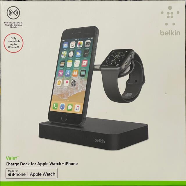 Apple(アップル)の【美品】belkin Valet デュアル充電スタンド！ スマホ/家電/カメラのスマートフォン/携帯電話(バッテリー/充電器)の商品写真