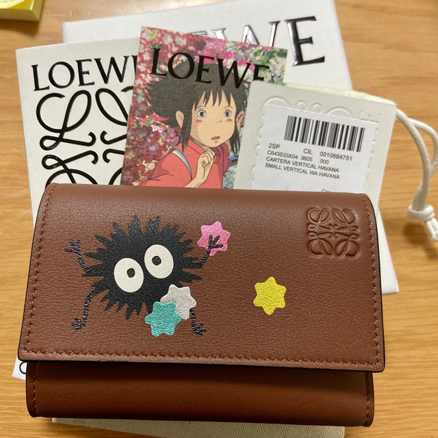 LOEWE ロエベ 千と千尋の神隠し ススワタリ バーティカル ウォレット