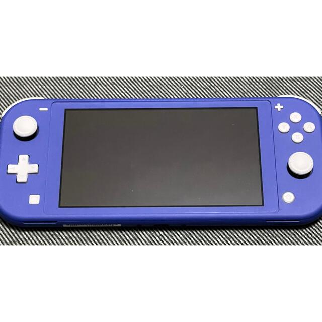 Nintendo Switch(ニンテンドースイッチ)の【美品】Nintendo Switch LITE ブルー フリップカバー付き エンタメ/ホビーのゲームソフト/ゲーム機本体(家庭用ゲーム機本体)の商品写真