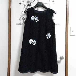 シンシアローリー(Cynthia Rowley)の🌼ワンピース👗トップス👗黒色🌼花柄🖤レース🌼キャミソール👗(ひざ丈ワンピース)