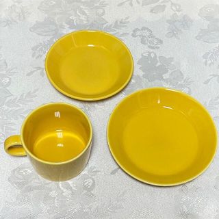 イッタラ(iittala)のイッタラ ティーマ　カップ220ml ソーサー15cm&12cm(食器)