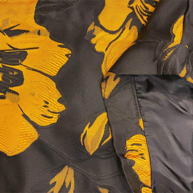 UNIK. 花柄スカート　ハイウエストフラワースカート レディースのスカート(ロングスカート)の商品写真