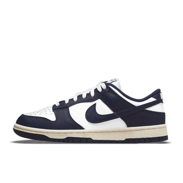 Nike Wmns Dunk Low “Vintage Navy”