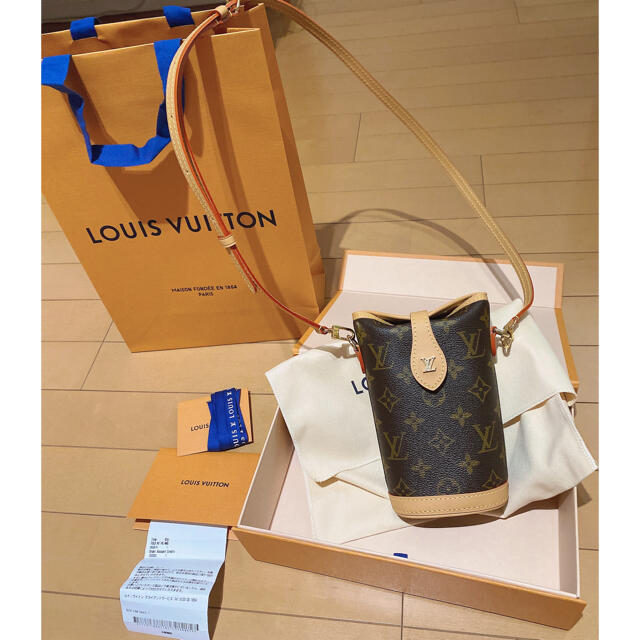 LOUIS VUITTON(ルイヴィトン)のルイヴィトン  ショルダーポーチ　5%クーポンを使えます❣️ レディースのバッグ(ショルダーバッグ)の商品写真