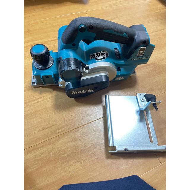 値引き！makita 充電式 18v 電気カンナ 工具/メンテナンス