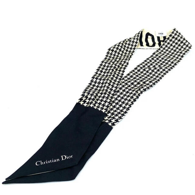 Christian Dior(クリスチャンディオール)の値下げ⭐️ ミッツァ ⭐️ DIOR 千鳥柄 レディースのファッション小物(バンダナ/スカーフ)の商品写真