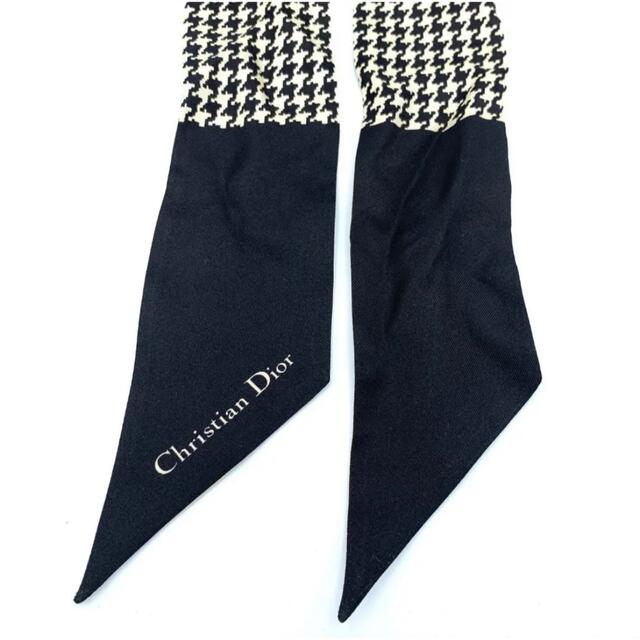 Christian Dior(クリスチャンディオール)の値下げ⭐️ ミッツァ ⭐️ DIOR 千鳥柄 レディースのファッション小物(バンダナ/スカーフ)の商品写真