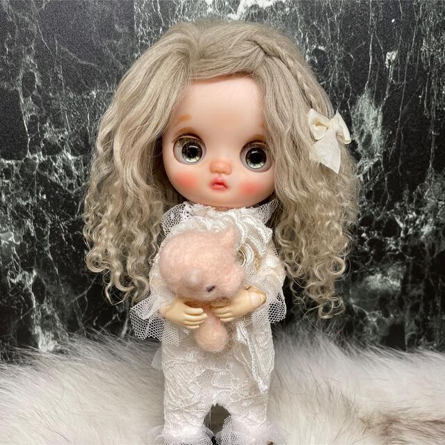 blythe _wm-694グレージュ⭐️トスカナラムウィッグボンバー