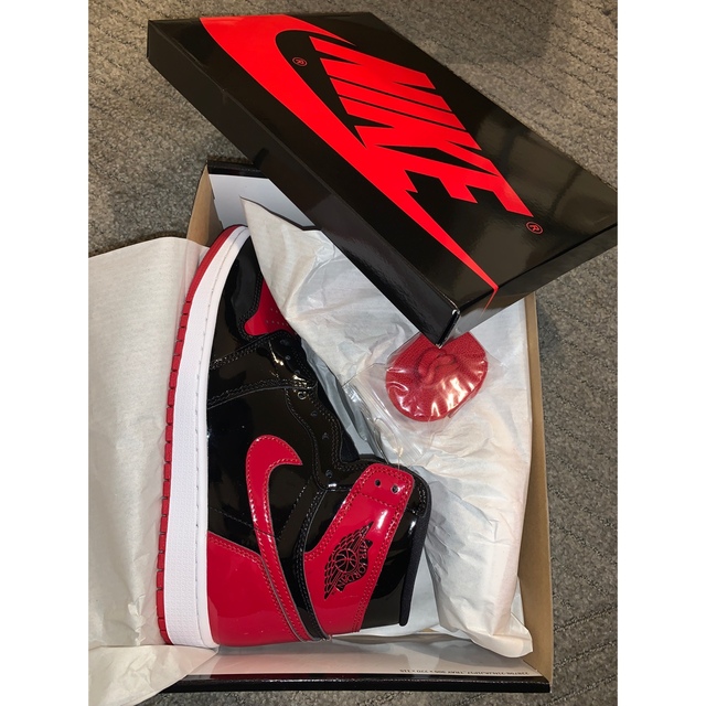 Nike Air Jordan 1 High OG Patent Bred 3足