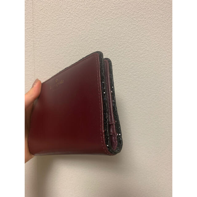 kate spade new york(ケイトスペードニューヨーク)の【Kate Spade】マルーン　二つ折り財布 レディースのファッション小物(財布)の商品写真