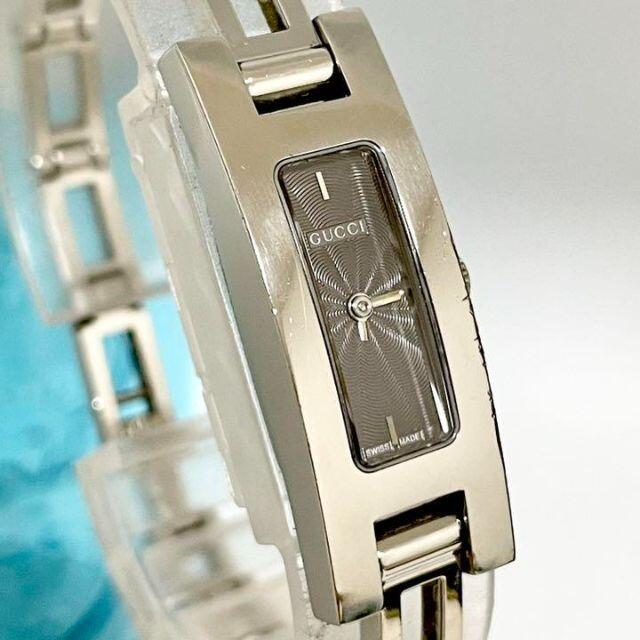 Gucci(グッチ)の83 GUCCI グッチ時計　レディース腕時計　ブレスレット　グレー　ハングル レディースのファッション小物(腕時計)の商品写真