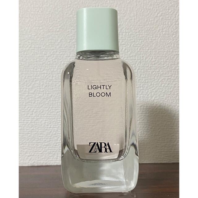 ZARA(ザラ)の新品未使用　ZARA LIGHTLY BLOOM 香水 コスメ/美容の香水(香水(女性用))の商品写真