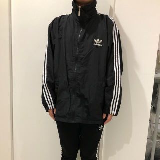 アディダス(adidas)の【おおやまん様専用】adidas ウィンドブレーカー(ナイロンジャケット)