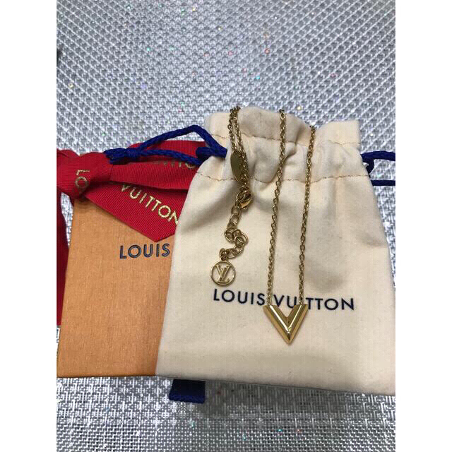 ルイヴィトン　LV エセンシャルV ネックレス　最安値