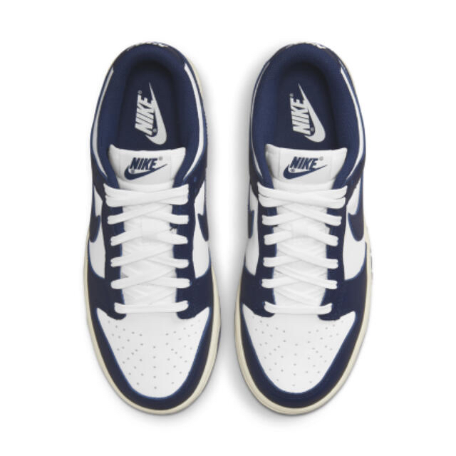 NIKE(ナイキ)のNIKE WMNS DUNK LOW Vintage Navy レディースの靴/シューズ(スニーカー)の商品写真