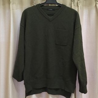 ダブルクローゼット(w closet)のカーキVネックニット(ニット/セーター)